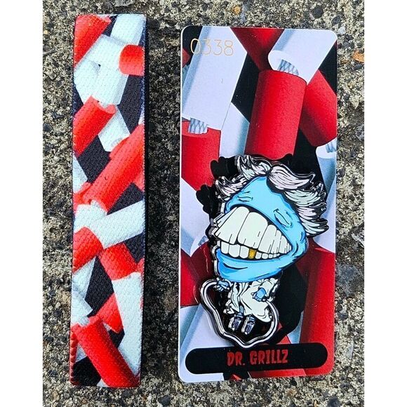 ZOX "DR. GRILLZ" #338 of 500 Made Halloween monster month pin & Rare wristband - Picture 4 of 6